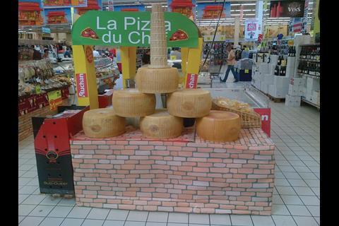 The principal point of the Auchan store in Calais is its food offer.